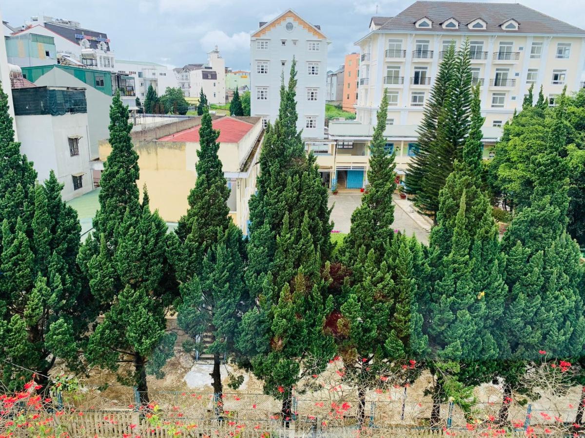 Khach San Nam Ngoc Da Lat Hotell Exteriör bild